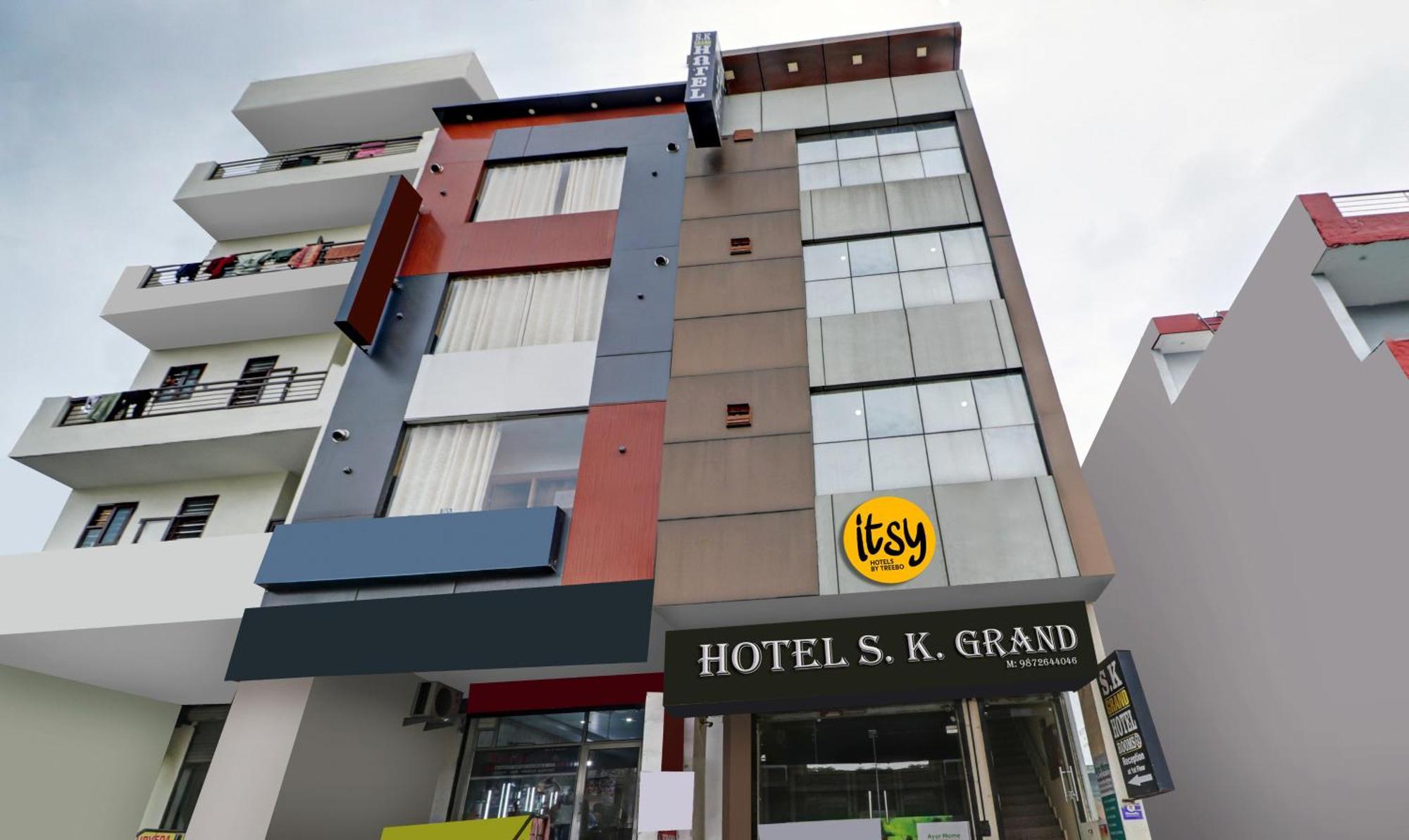 Oyo60851黑石酒店 Sohāna 外观 照片